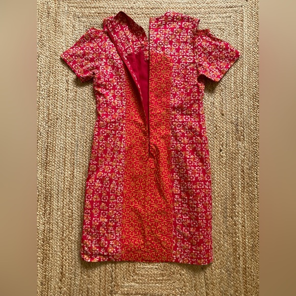 Red Dress - Batik Print Size M - Picture 3 of 16